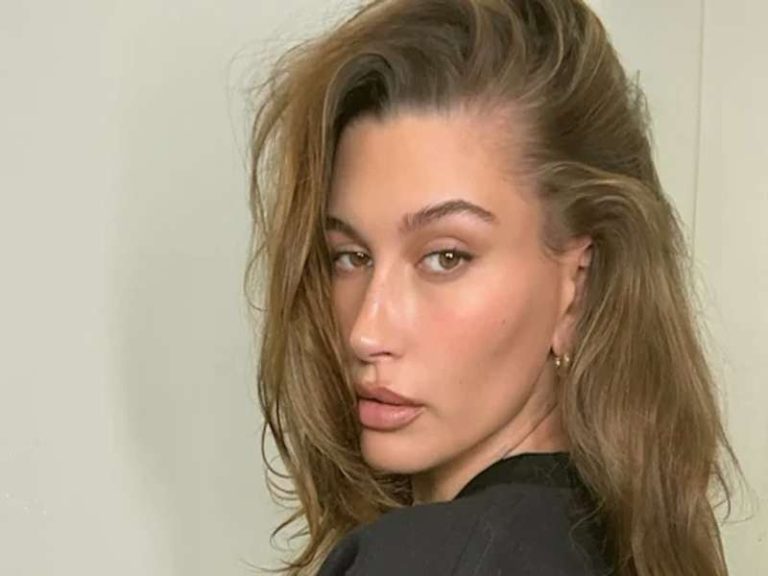 Hailey Bieber Net Worth 2025 𝐖𝐨𝐫𝐭𝐡 𝐌𝐞𝐭𝐫𝐢𝐜 Hailey Bieber Net Worth 2025 𝐖𝐨𝐫𝐭𝐡 𝐌𝐞𝐭𝐫𝐢𝐜